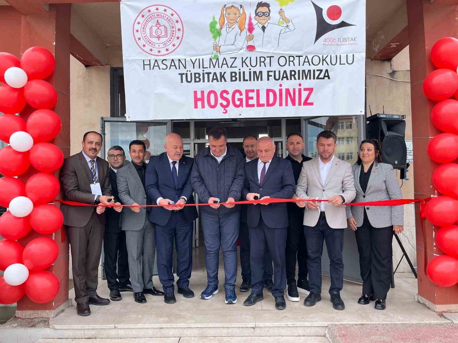 Hayraboluda Ortaokul Öğrencilerinden Bilim Şöleni
