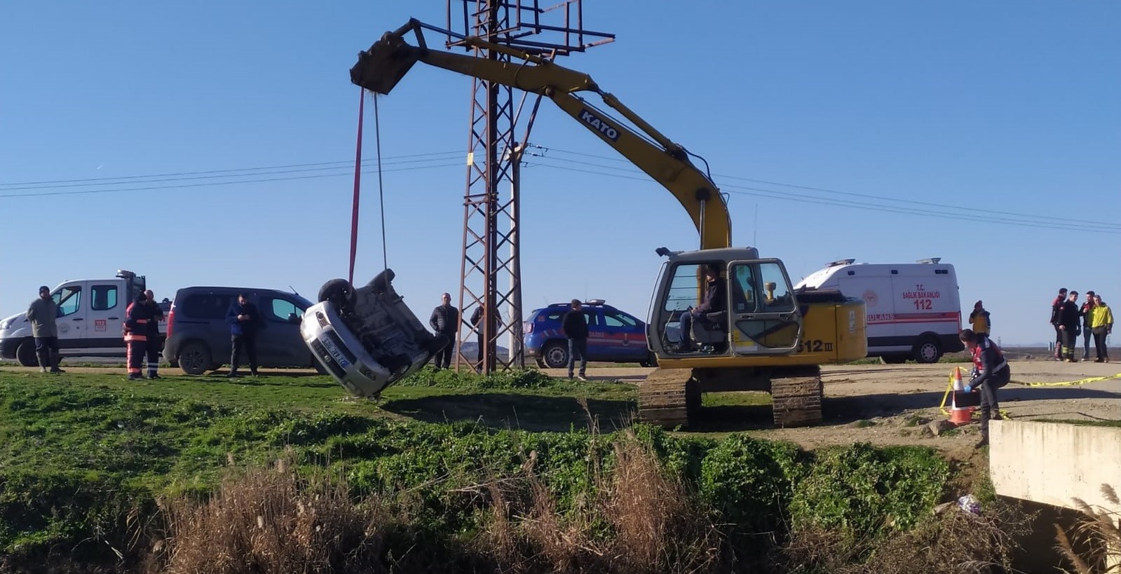 Keşanda Sulama Kanalına Düşen Otomobilin Sürücüsü Hayatını Kaybetti