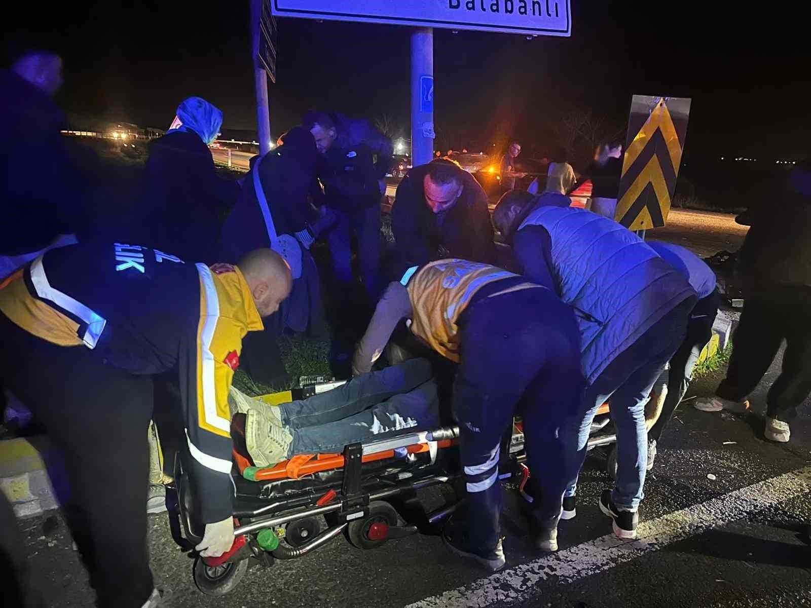 Muratlı Çevreyolunda İki Araç Çarpıştı: 2 Yaralı