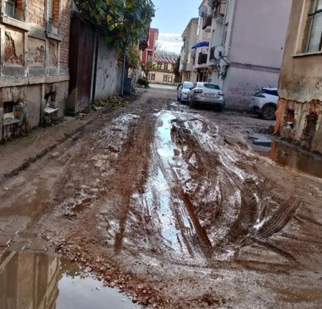 Özgür Özeli Eleştiren İba: Anlatılan Edirne İle Yaşanan Edirne Aynı Değil