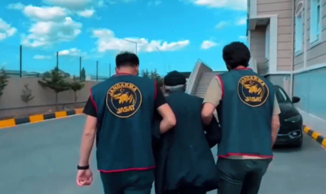 71 Yaşındaki Firari Hükümlü Jasat Tarafından Yakalandı