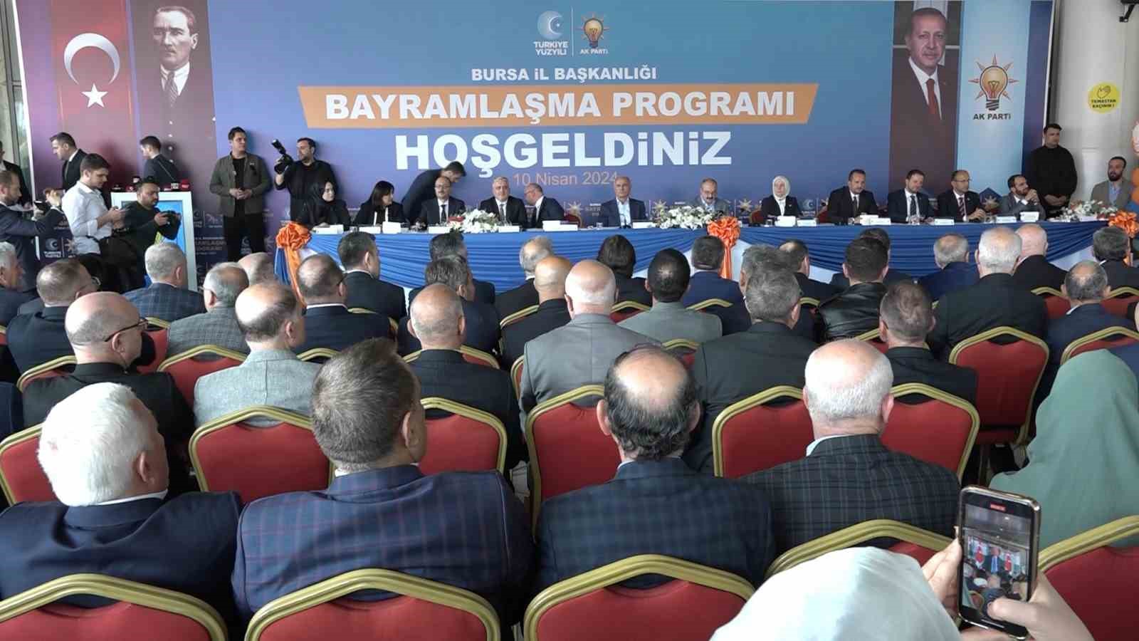 Ak Parti Bursa İl Teşkilatı Bayramlaştı