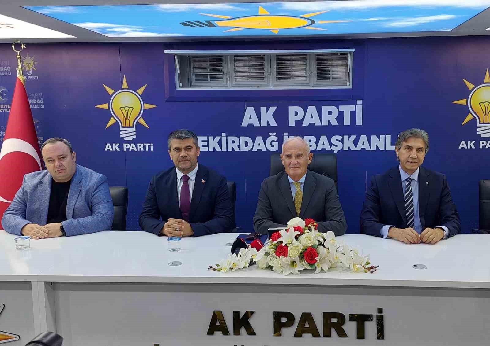 Ak Partiden Tempoyu Artırma Mesajı