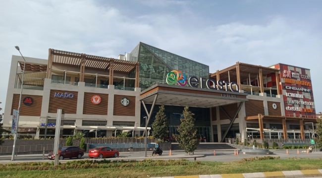 Avmnin Bayan Tuvaletinde Cep Telefonuyla Görüntü Alma Olayı