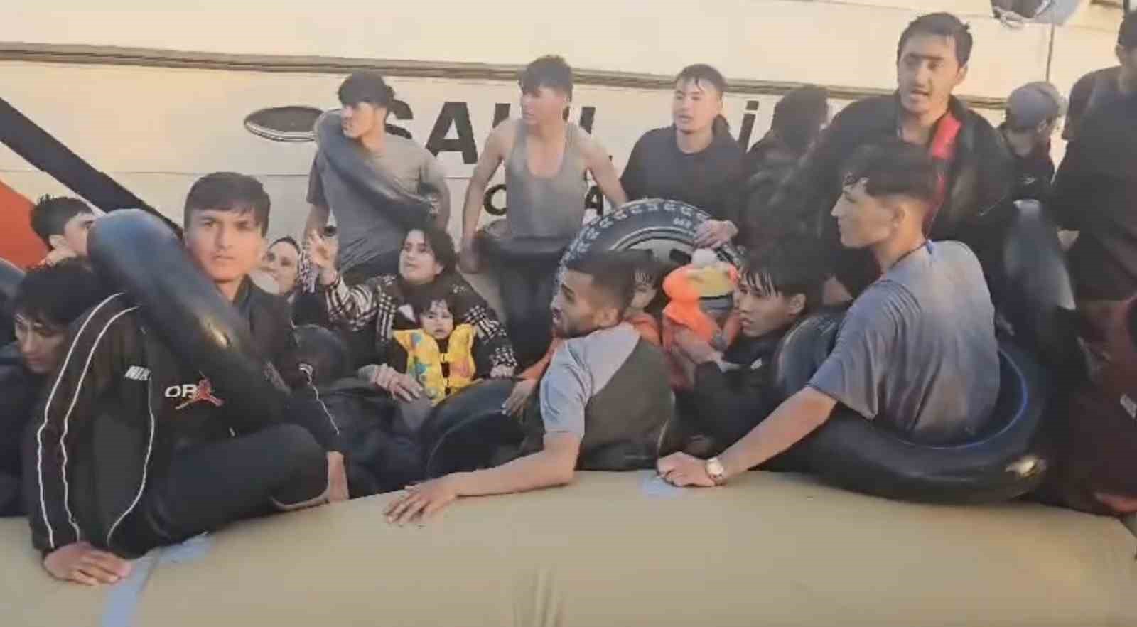 Ayvacık Açıklarında 7Si Çocuk, 41 Kaçak Göçmen Yakalandı