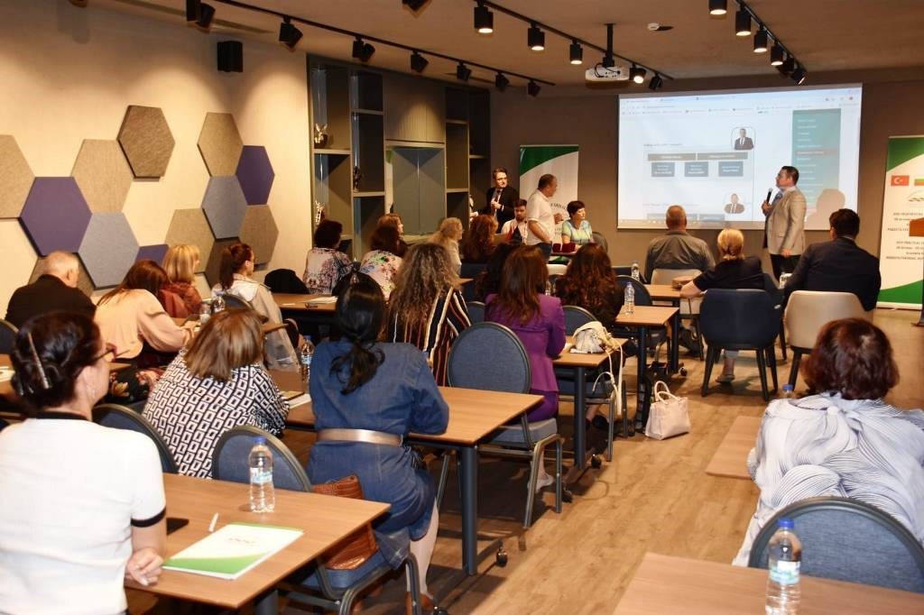 Bulgaristan Belediye Genel Sekreterler Birliği Süleymanpaşada Toplandı
