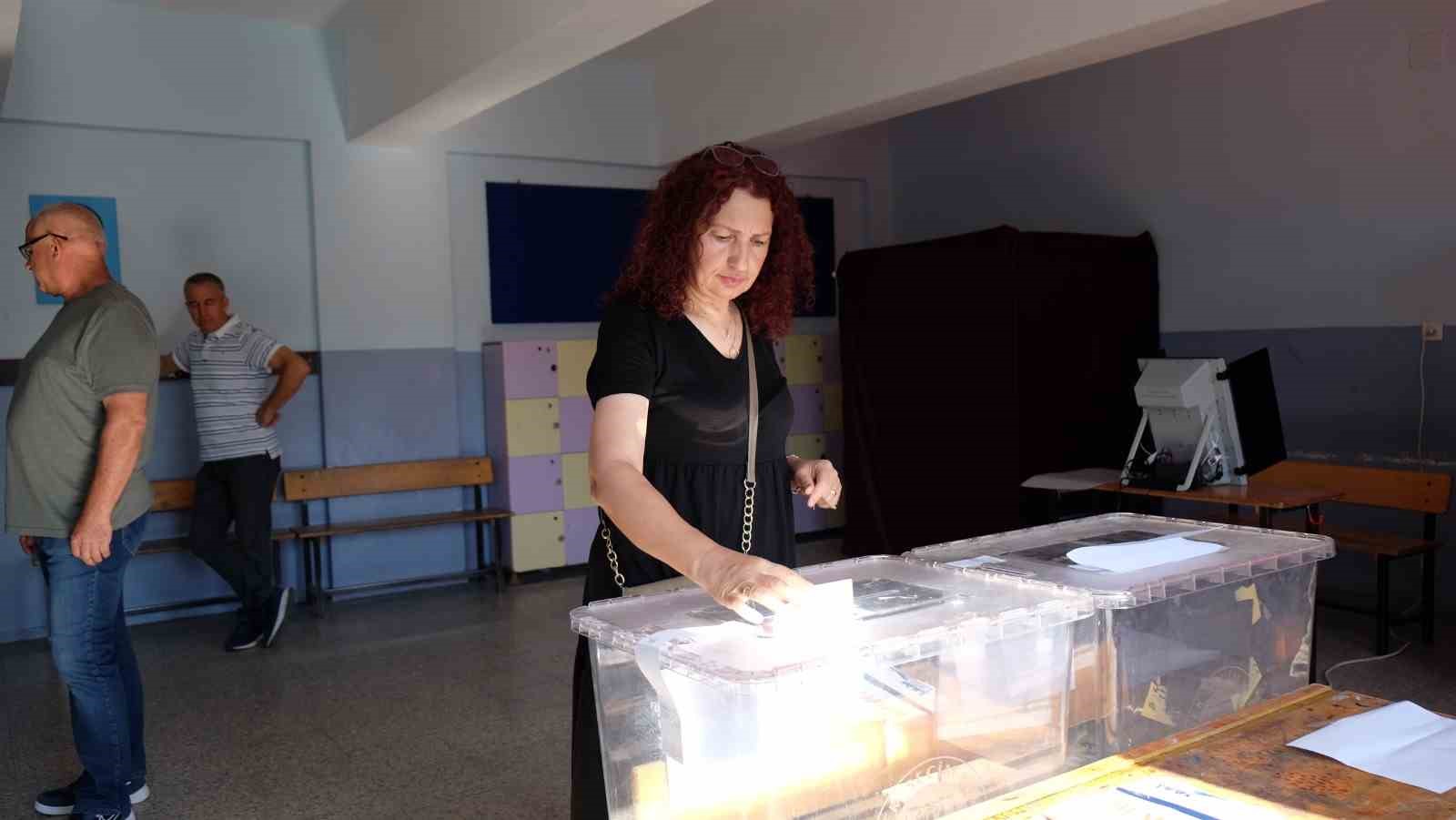 Bulgaristan Seçimleri İçin Bursada Oy Kullanma İşlemi Devam Ediyor