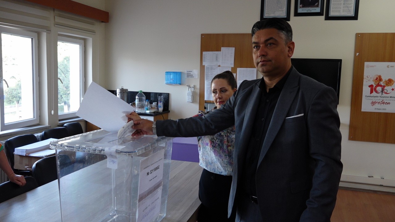 Bulgaristan Seçimleri İçin Türkiyedeki Çifte Vatandaşlar Sandık Başında