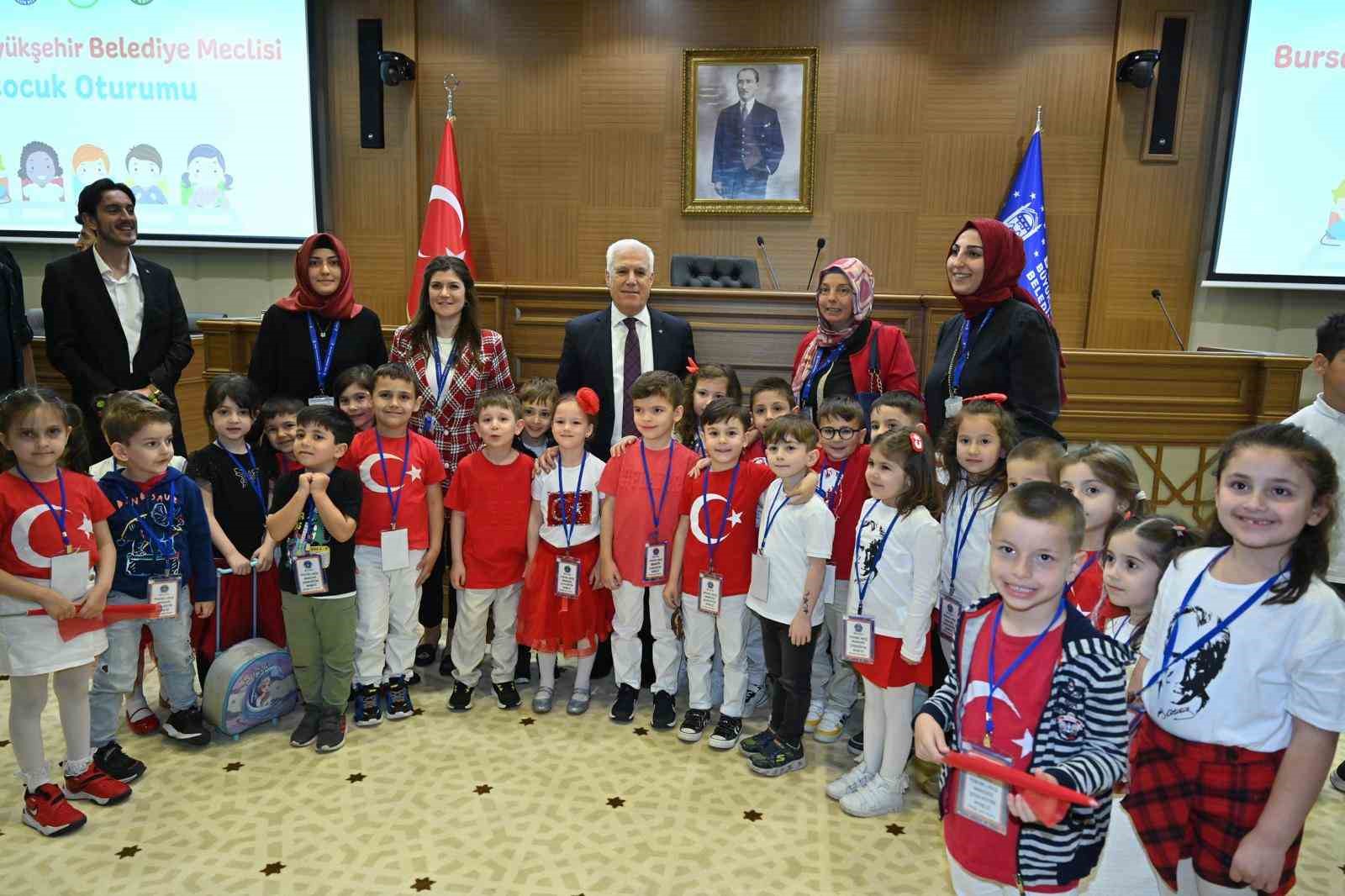 Bursa Büyükşehir Meclisinde Söz Hakkı Çocukların