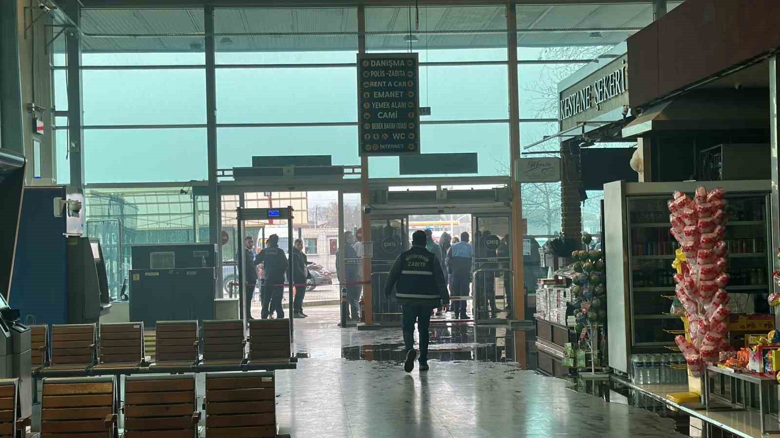 Bursa Şehirlerarası Otobüs Terminalinde Korkutan Yangın
