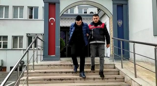 Bursada Cami Hırsızları Tutuklandı