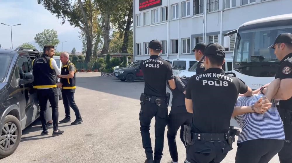 Bursada ‘Kasten Adam Öldürme Suçundan Aranan Şahıs Otelde Yakalandı