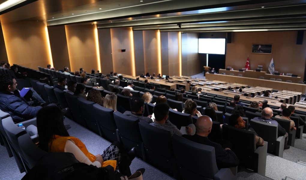 Büyükşehir Personeline Kamu İhale Mevzuatı Eğitimi