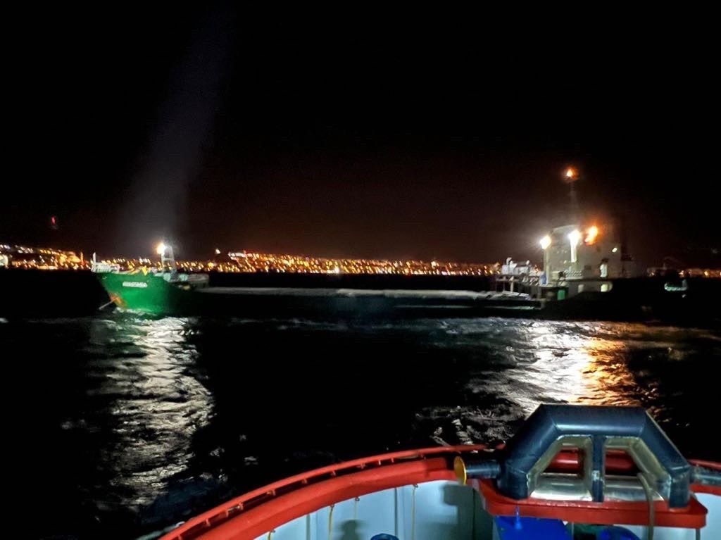 Çanakkale Boğazında Genel Kargo Gemisi Makine Arızası Yaptı