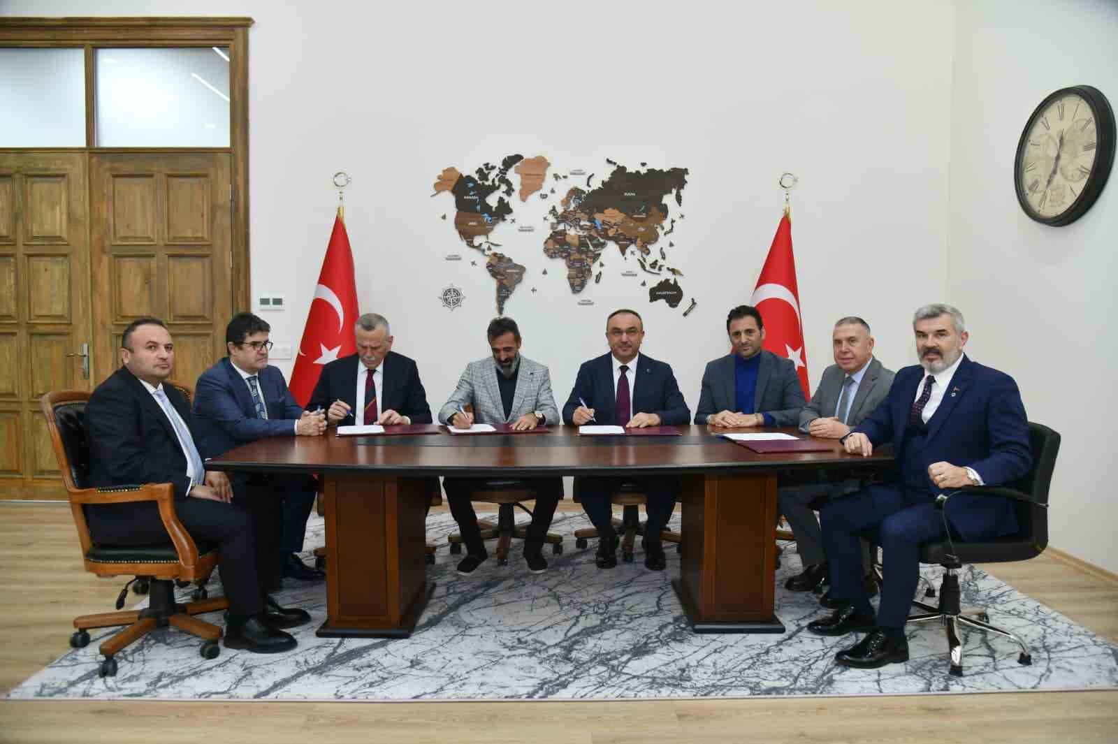 Çerkezköyde Hayırseverlerden Eğitime Ve Sağlığa Büyük Destek