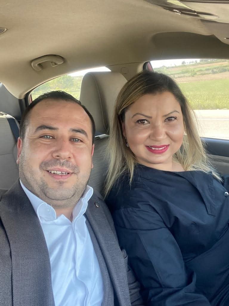 Chp İl Kadın Kolları Başkanı Eşini Bıçakladı