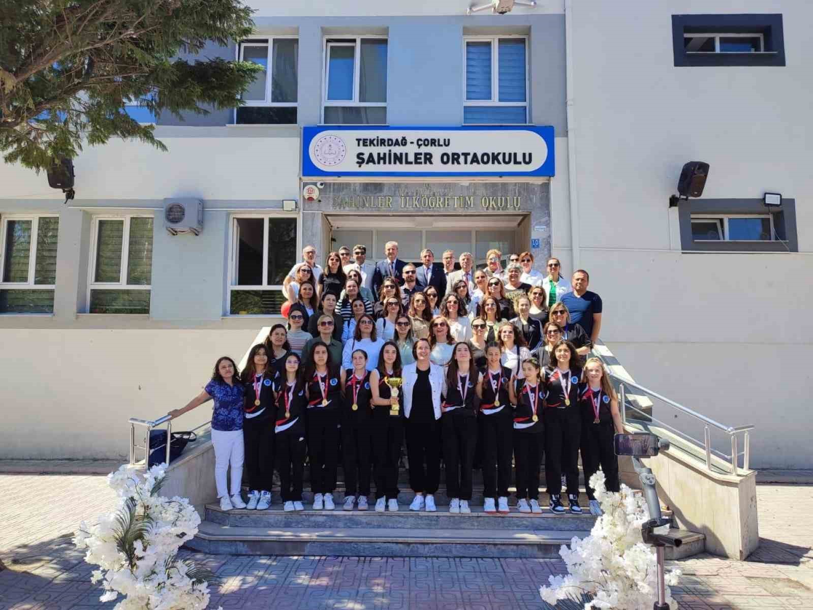 Çorlunun Kızları Türkiye Şampiyonu