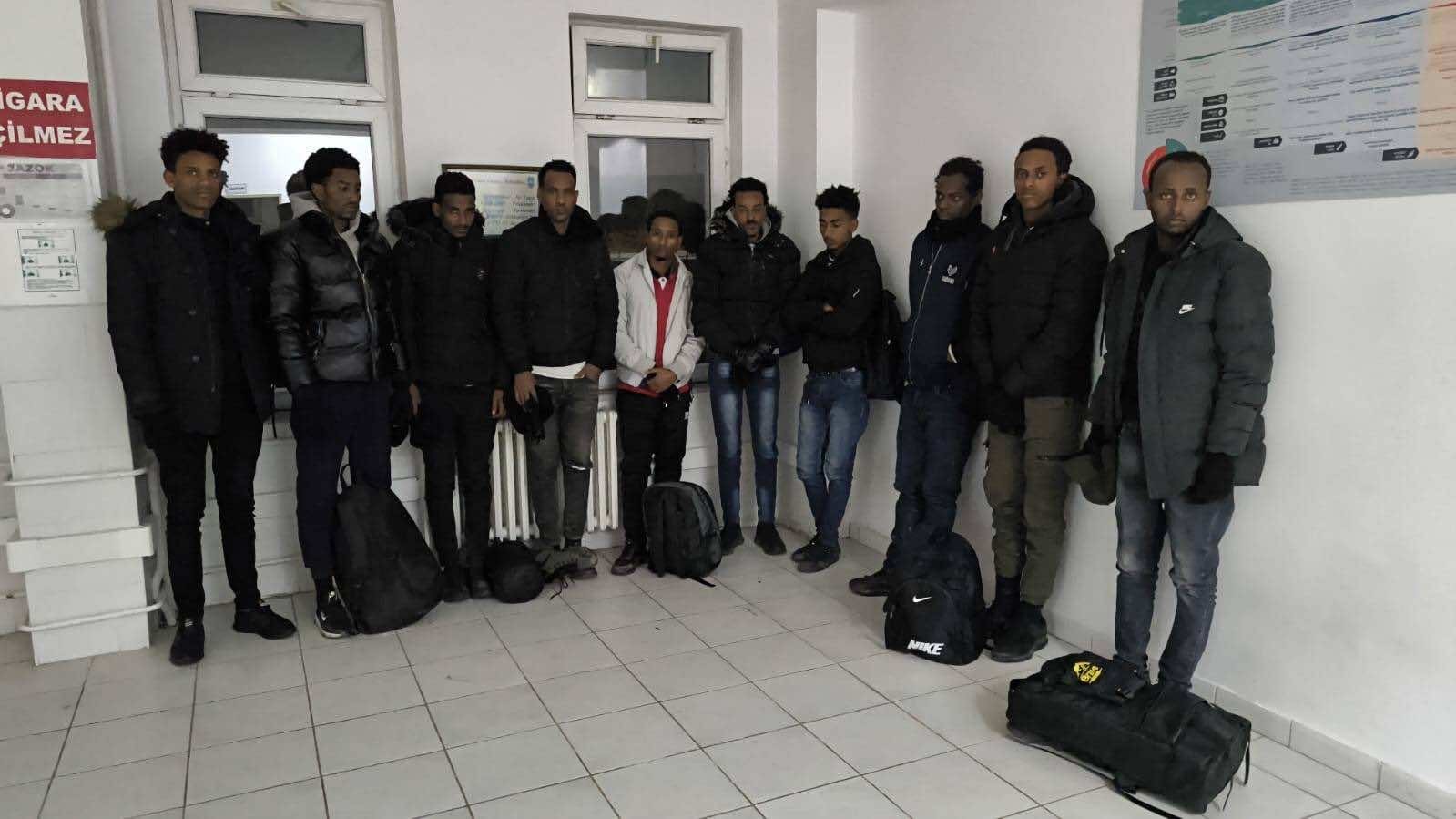 Edirnede 160 Göçmen Ve 6 Organizatör Yakalandı