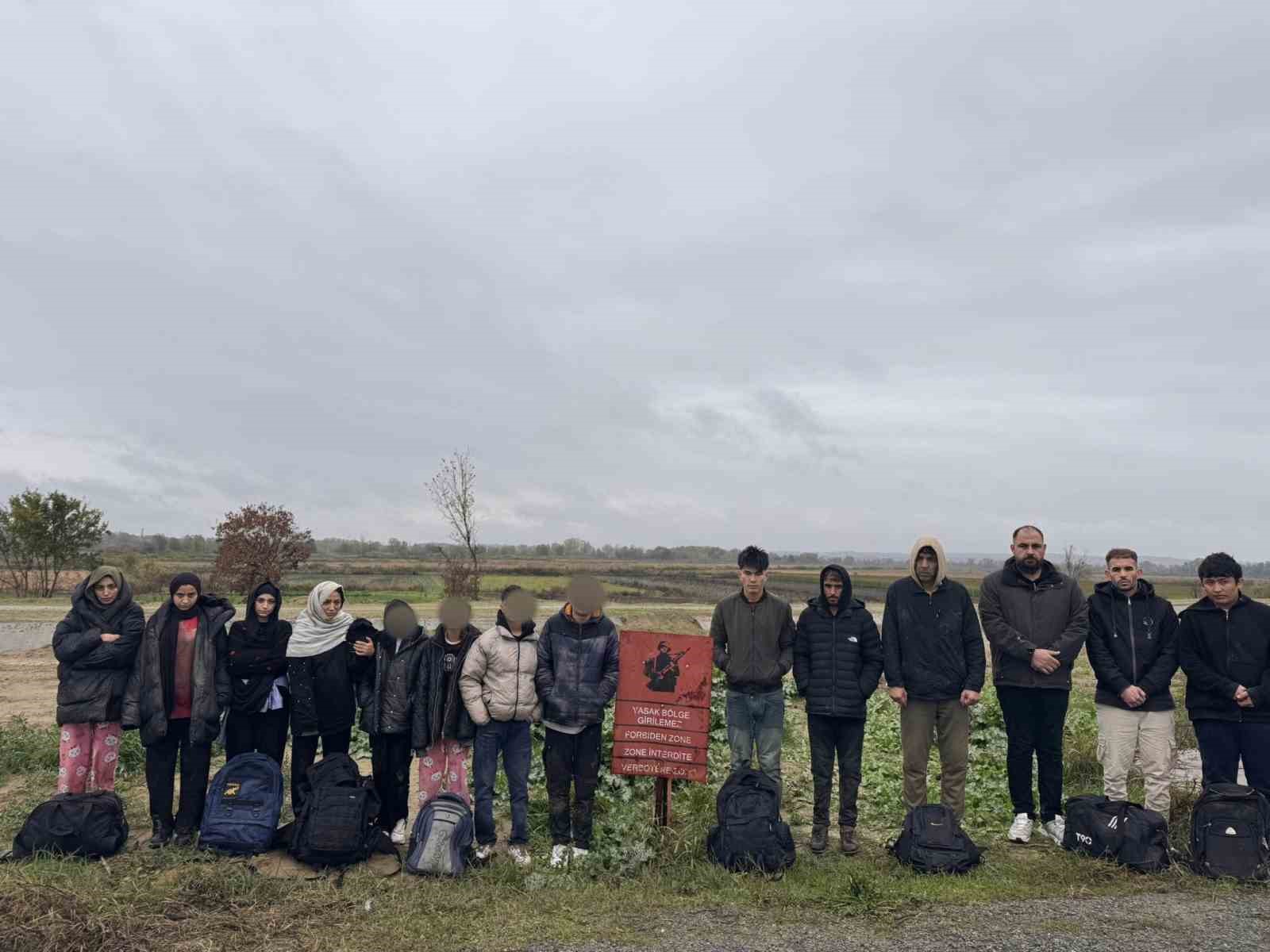 Edirnede 29 Düzensiz Göçmen Yakalandı