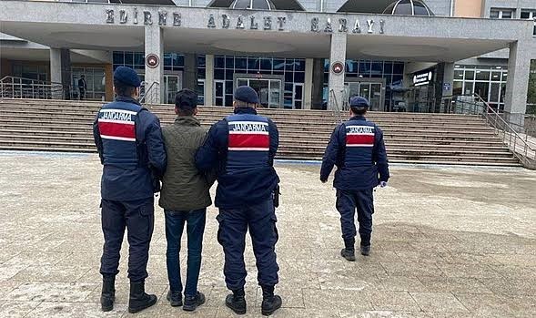 Edirnede Aranan 2 Kişi Sınırda Yakalandı