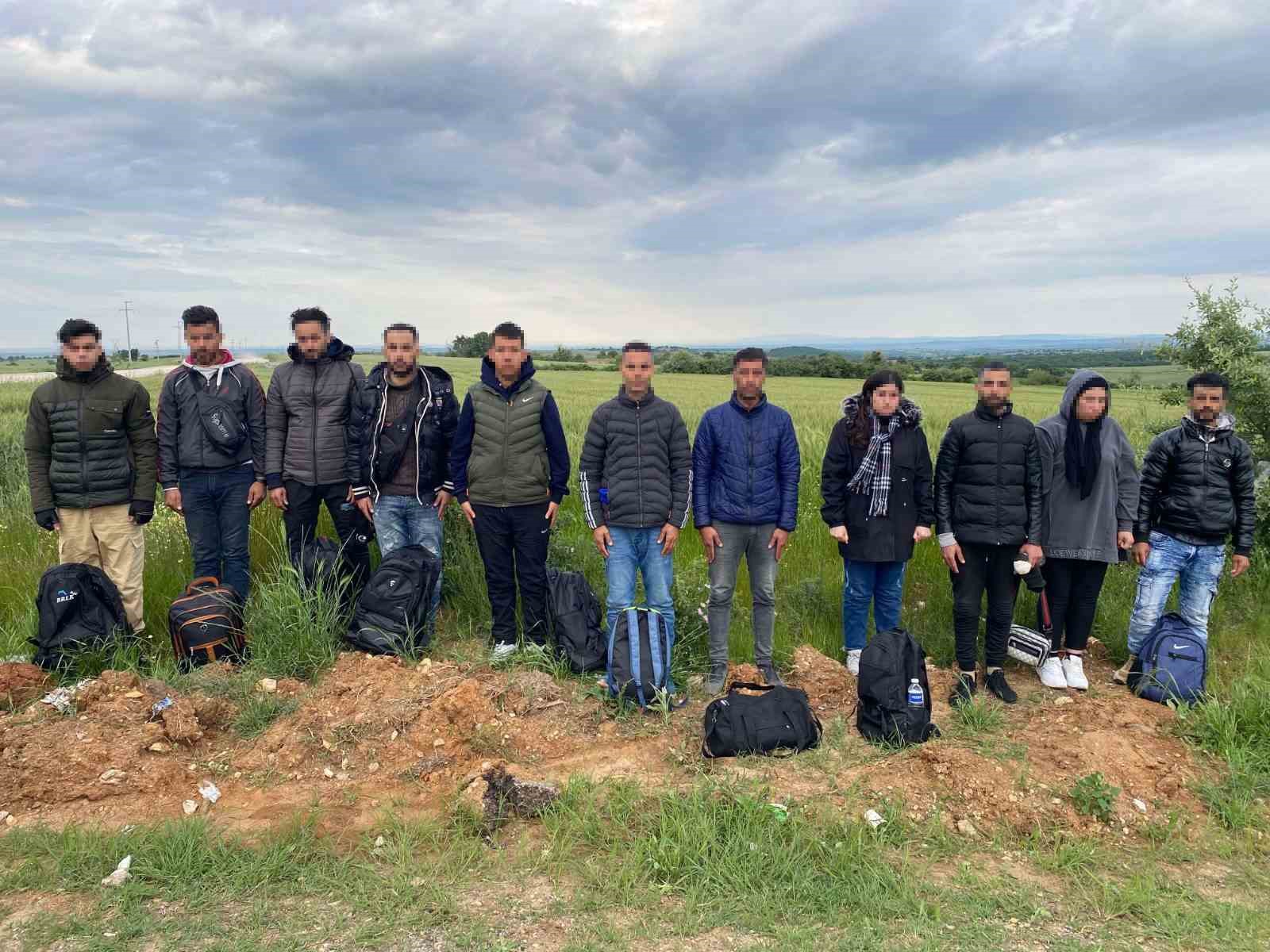 Edirnede Bir Ayda 807 Düzensiz Göçmen Ve 16 Organizatör Yakalandı