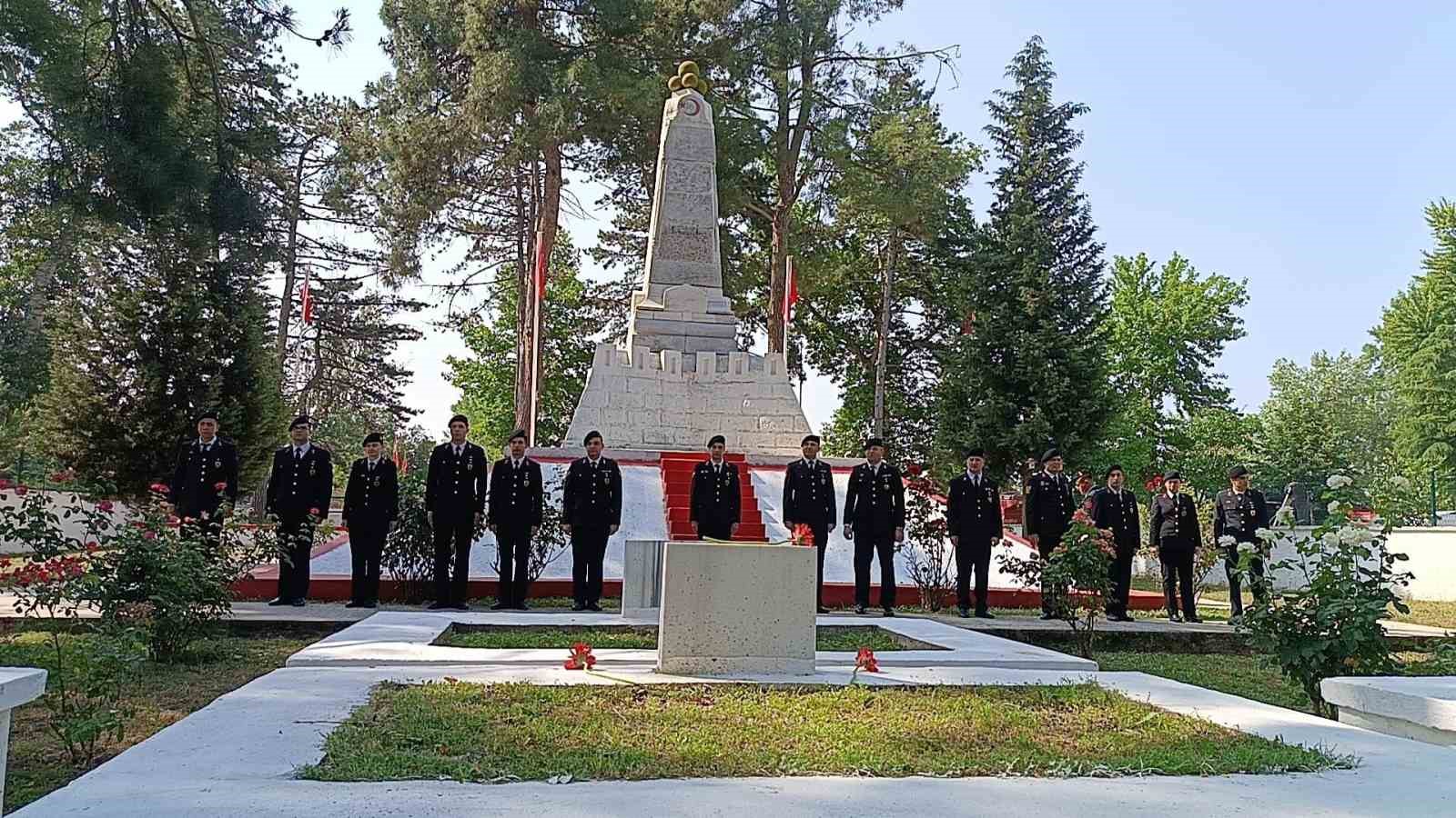 Edirnede Jandarma Şehitleri İçin Anma Programı Düzenlendi