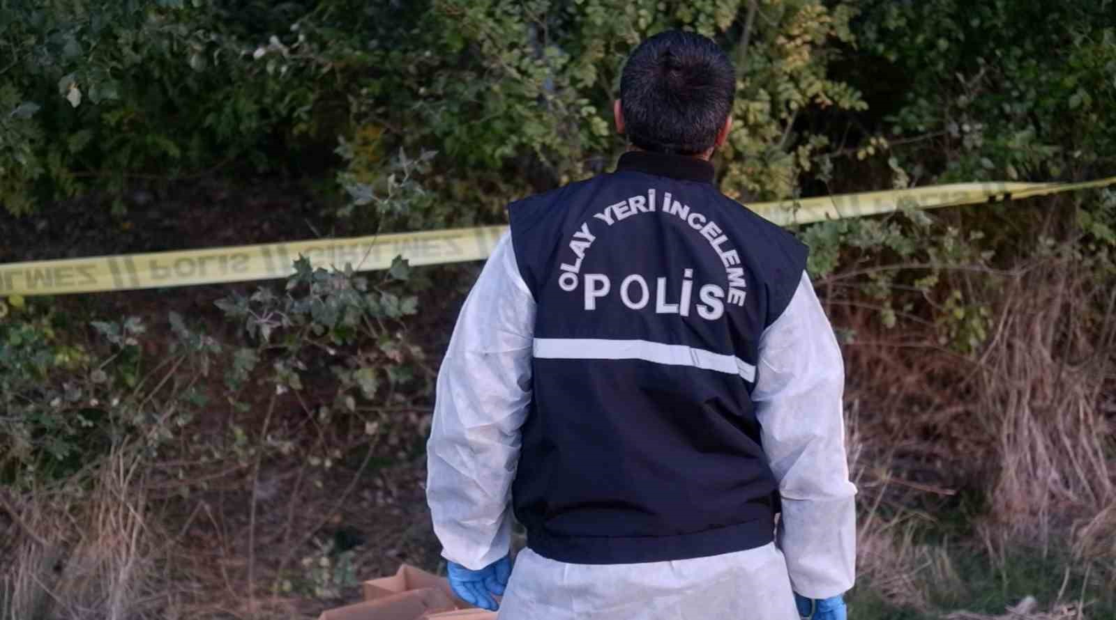 Edirnede Nehir Kenarında Ceset Bulundu: Kesikler Ve Yanıklar Tespit Edildi