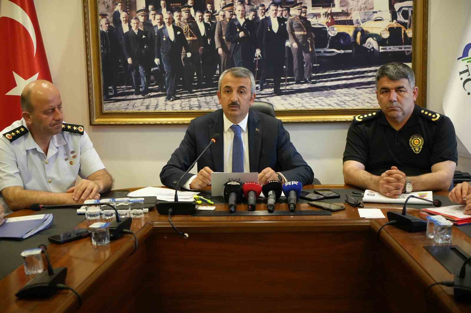 Edirnede Son 5 Ayda 210 Terör Örgütü Şüphelisi Yakalandı