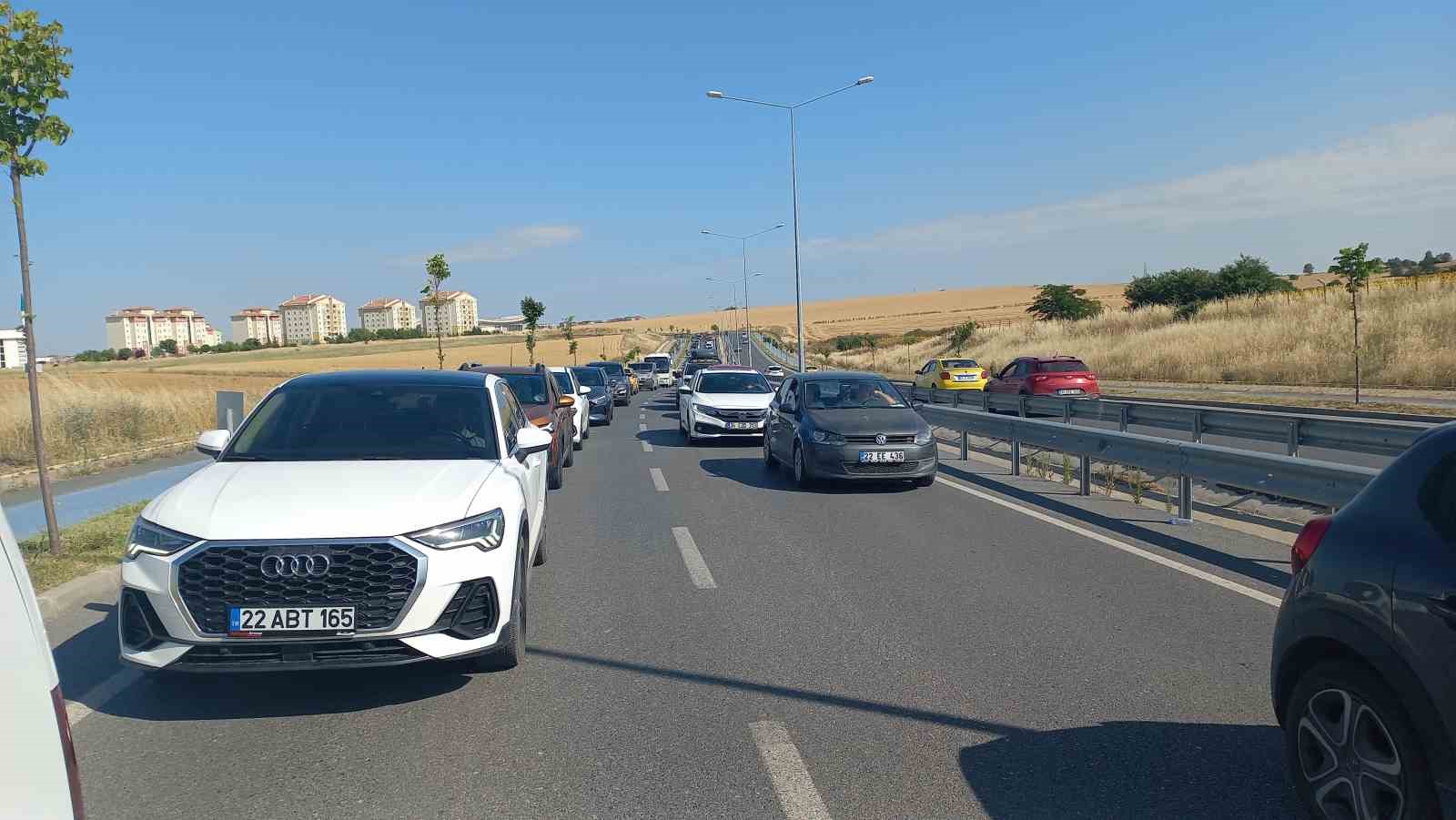 Edirnede Tyt Öncesi Trafik Yoğunluğu
