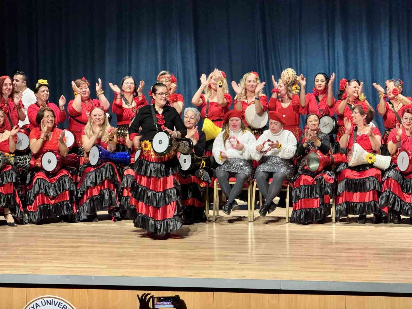 Engelli Bireyler, Darbuka Ritim Grubunun Konseriyle Eğlendi