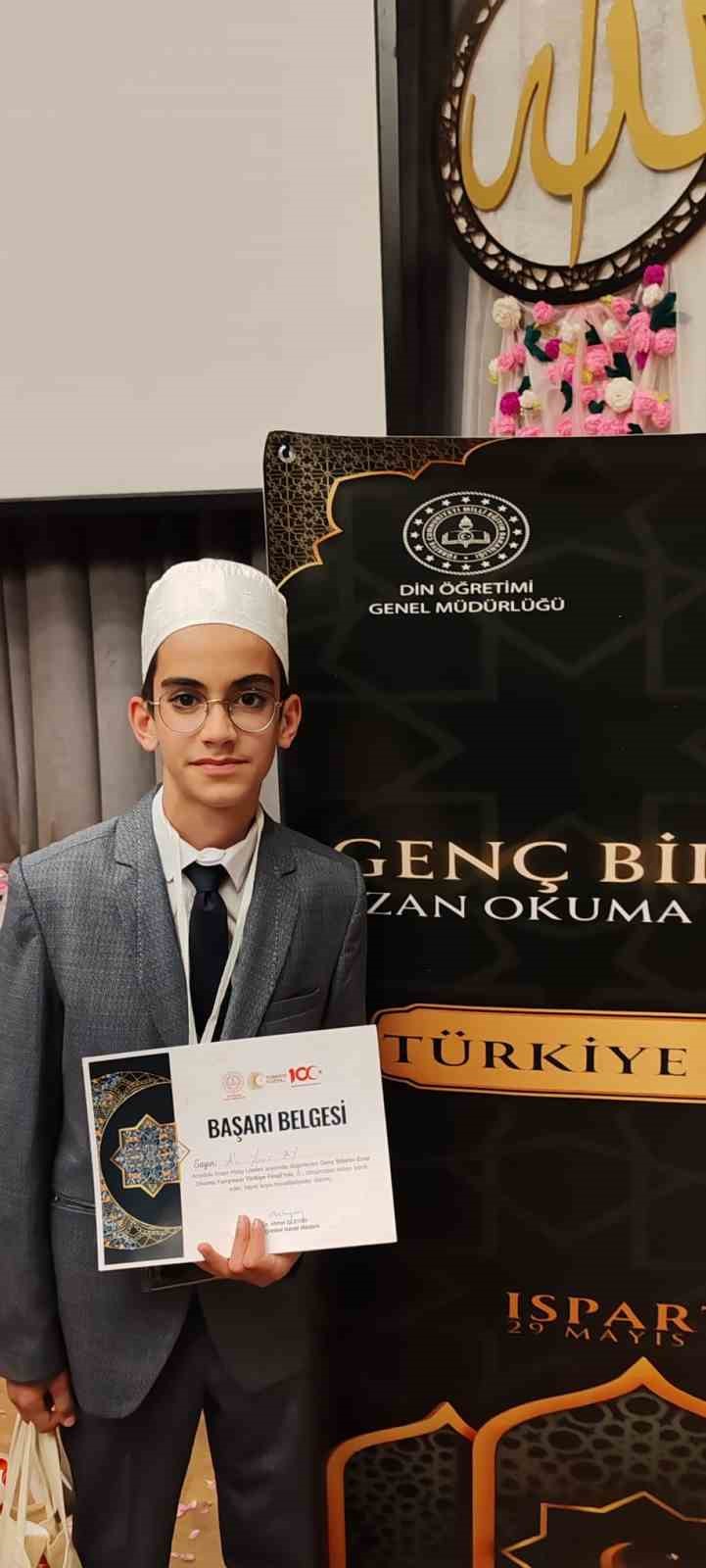 Ezanı Güzel Okuma Yarışmasının Türkiye Birincisi Bursadan