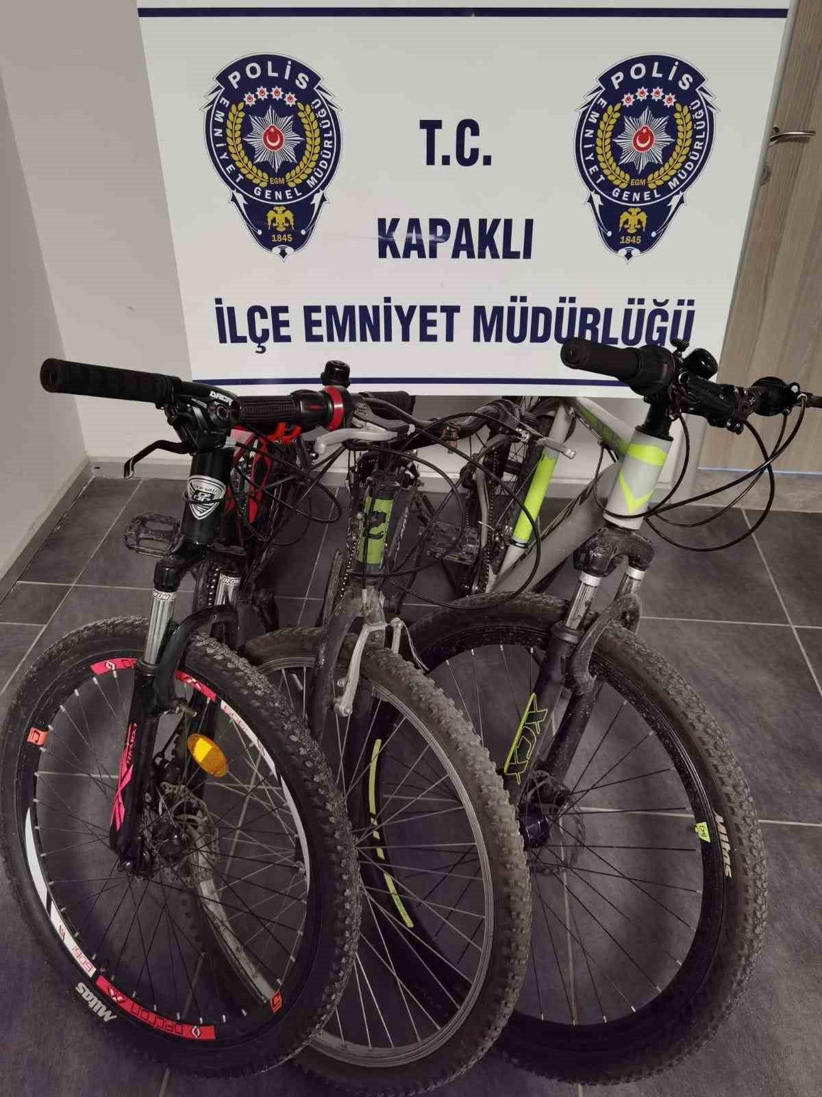 Kapaklıda Bisiklet Hırsızları Yakalandı