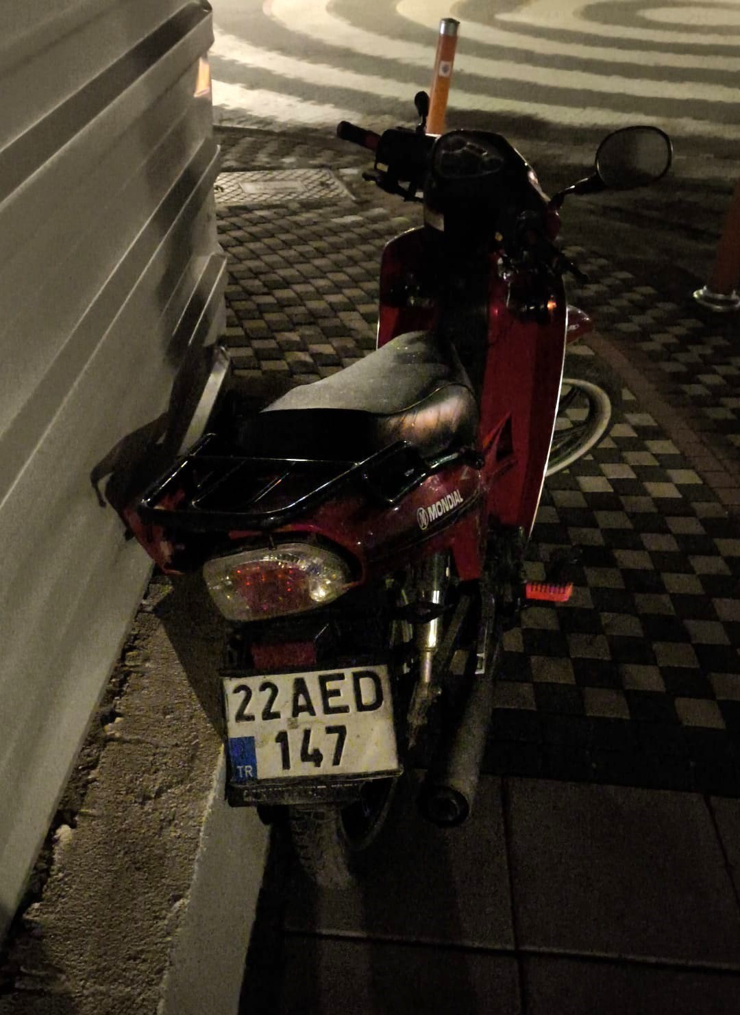 Keşanda Motosiklet İle Otomobil Çarpıştı: 1 Yaralı