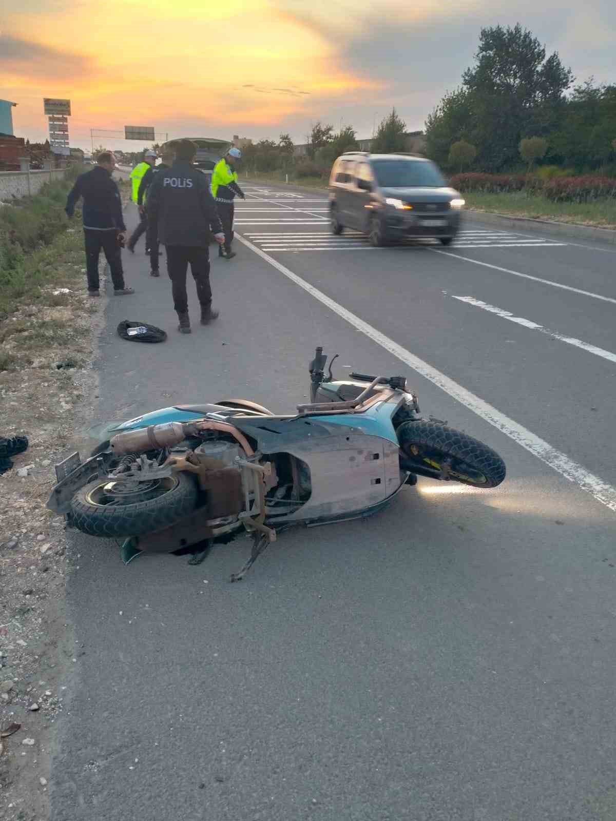 Keşanda Tır İle Çarpışan Motosikletin Sürücüsü Yaralandı