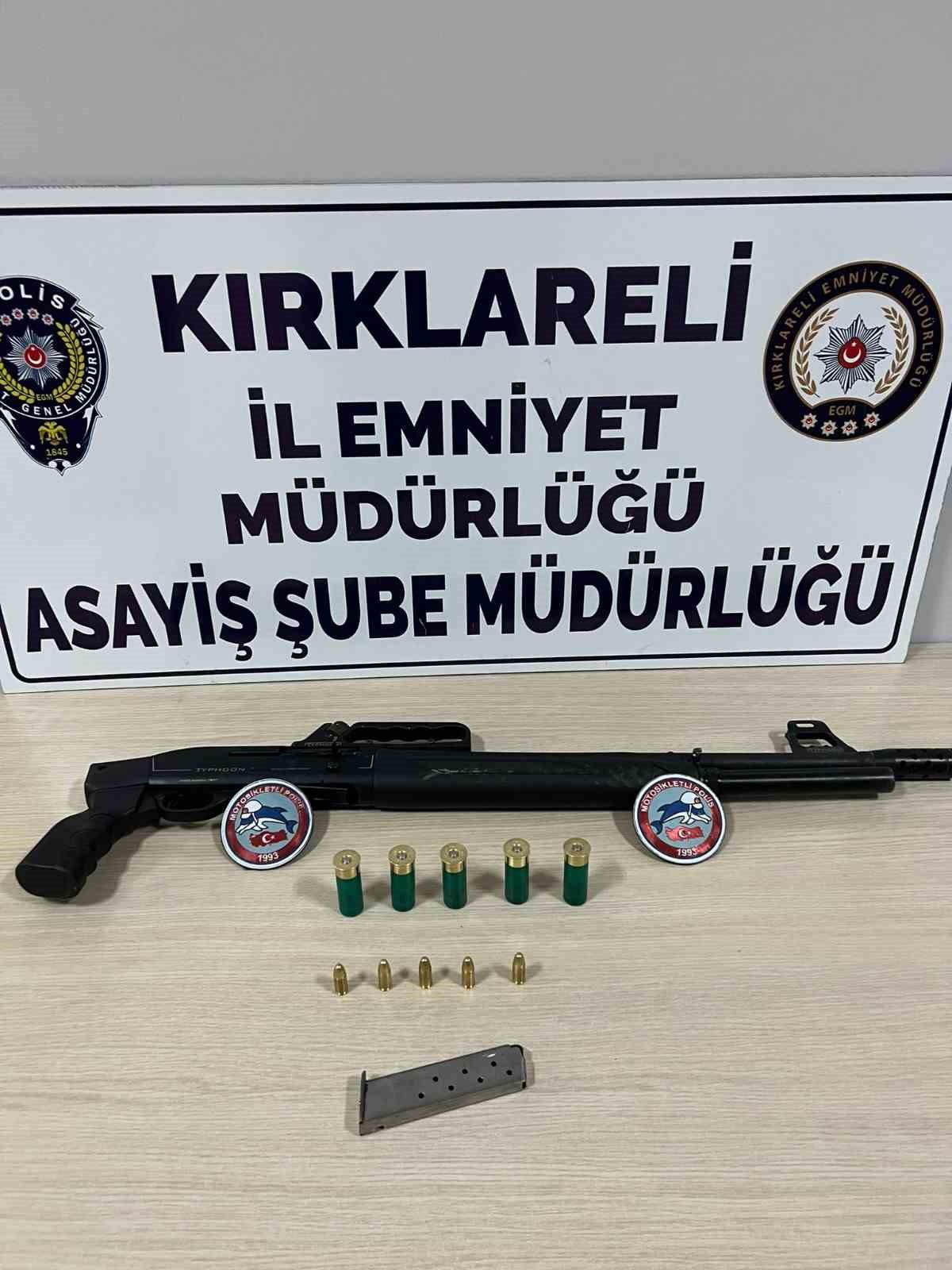 Kırklarelide Tabanca, Tüfek Ve Uyuşturucu Ele Geçirildi