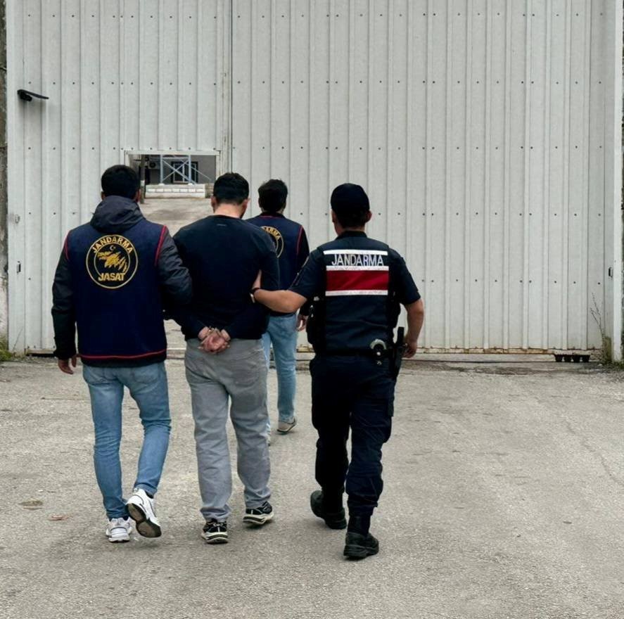 Kırklarelinde Aranması Olan 22 Şüpheli Yakalandı