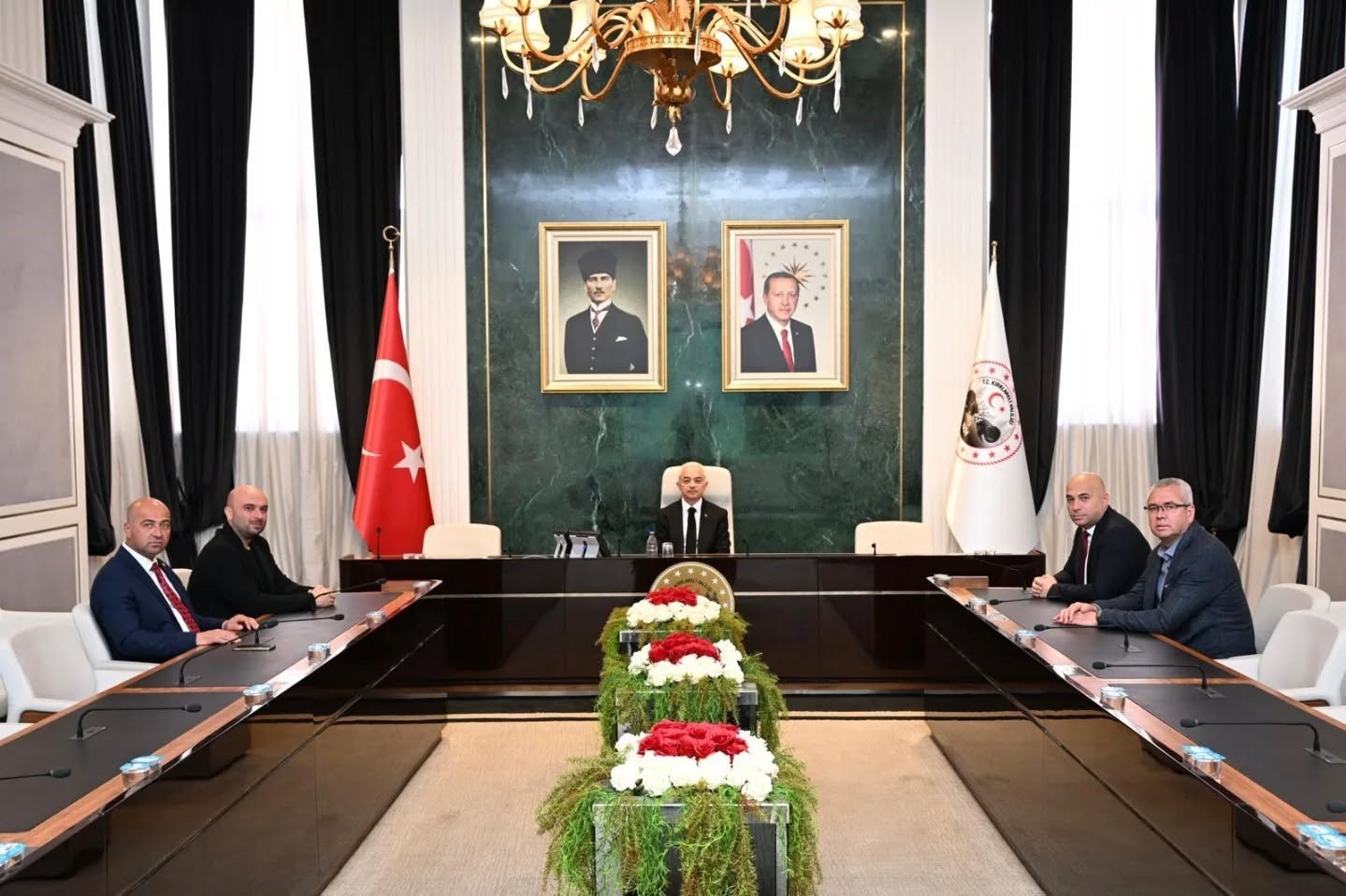 Kırklarelinde Kavaklı Tarıma Dayalı Süt İhtisas Osb Yönetim Kurulu Toplantısı Yapıldı