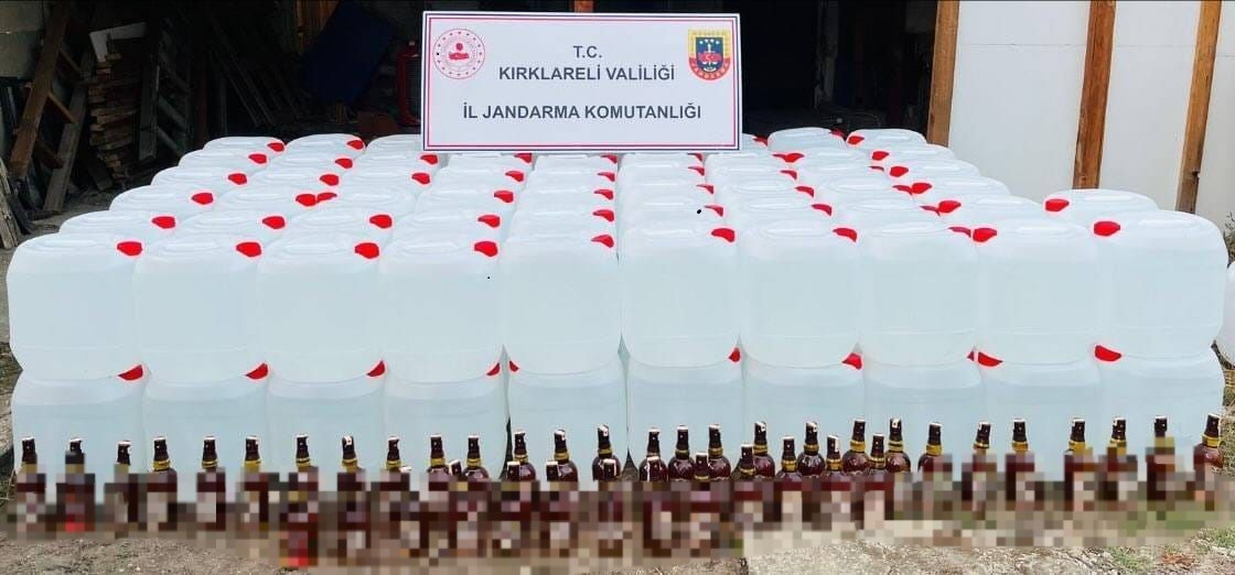 Lüleburgazda 3 Bin 360 Litre Etil Alkol Ele Geçirildi, 2 Kişi Yakalandı