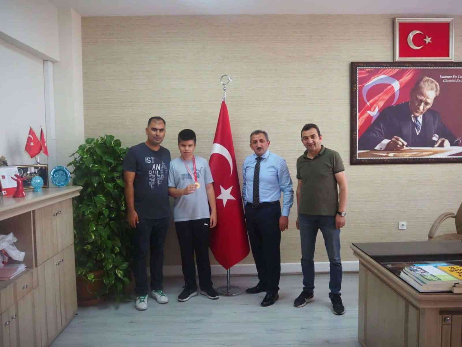 Masa Tenisi Türkiye Şampiyonu Çorludan