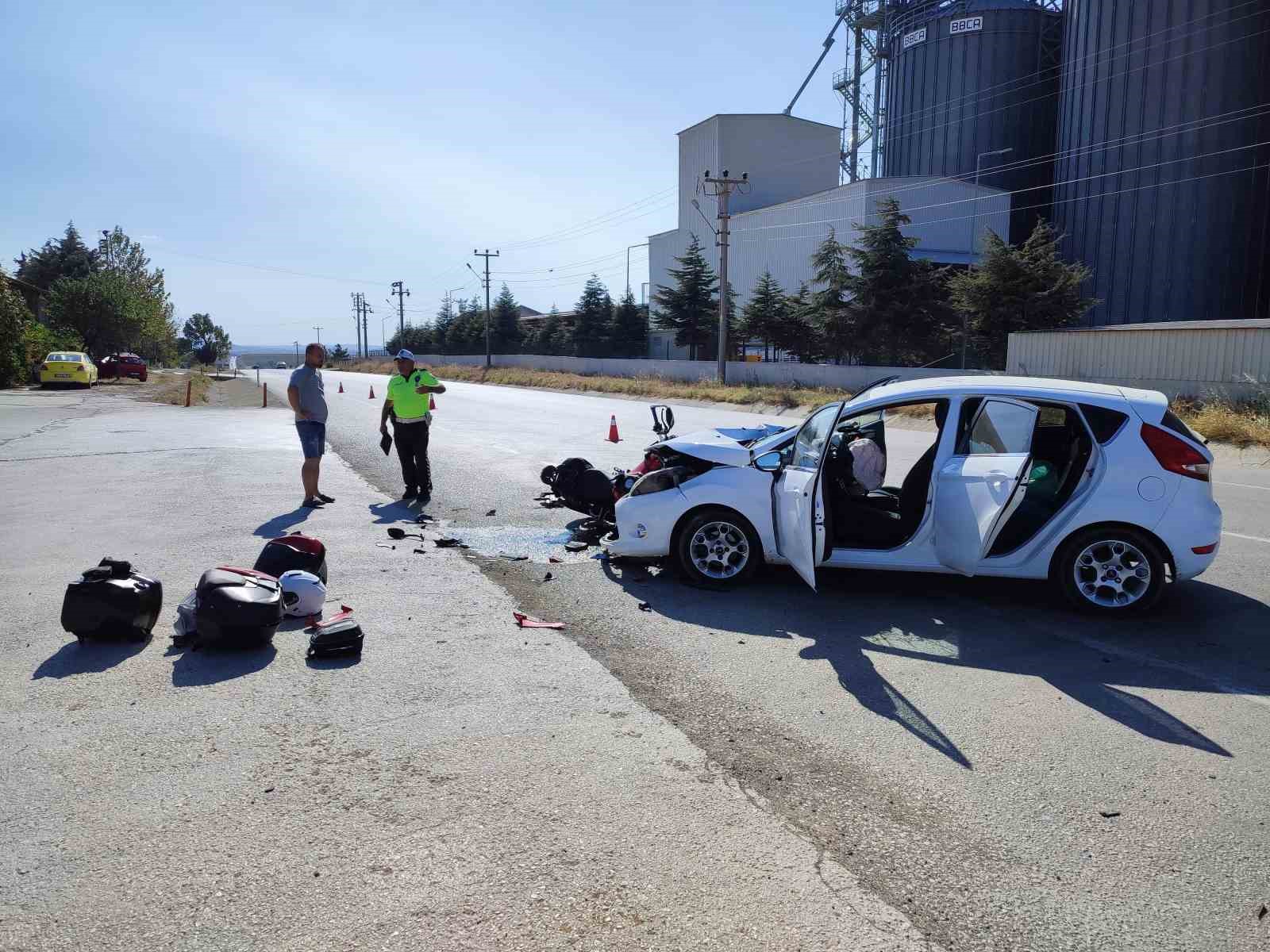 Motosiklet Sürücüsünün Hayatını Kaybettiği Feci Kaza Kamerada