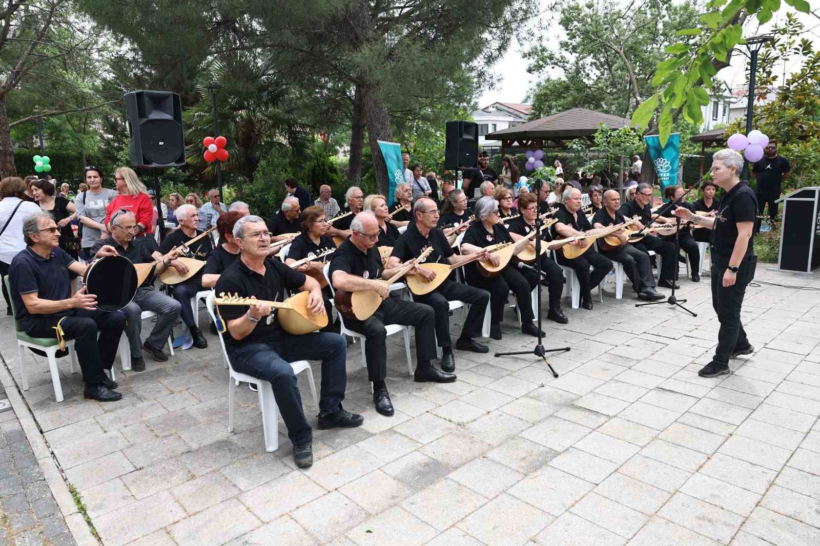 Olgun Gençler Yetenekleriyle Beğeni Topladı