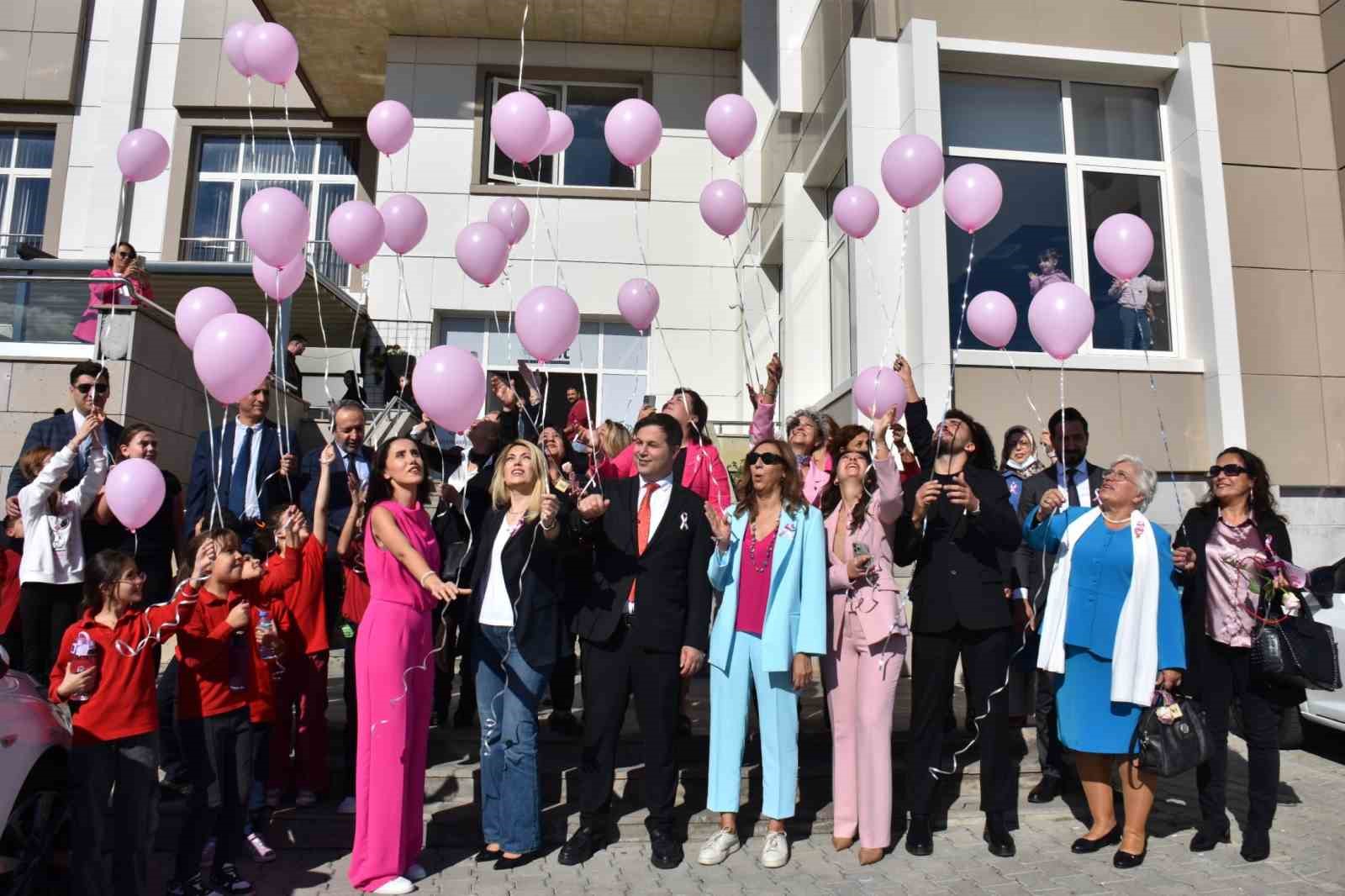 Pembe Güller Şenliği Büyük İlgi Gördü