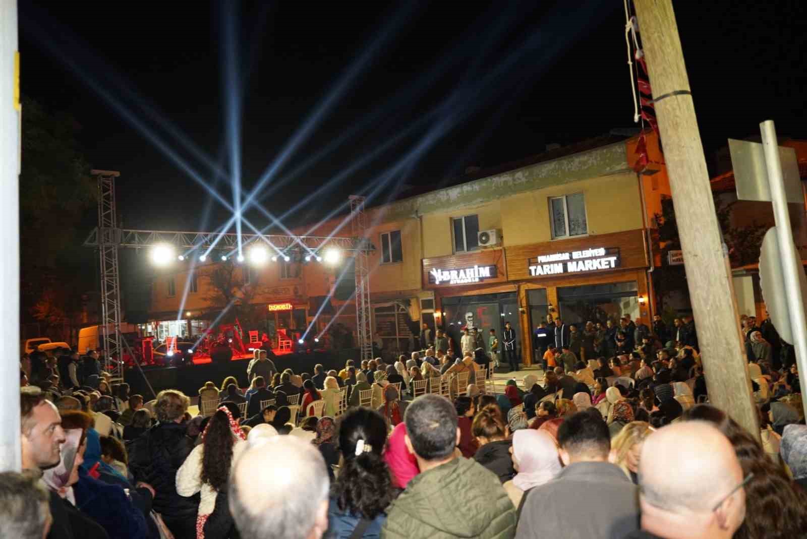 Pınarhisarda Hamsi Festivali Horonla Coştu