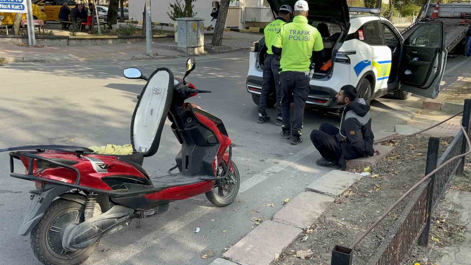 Polisten Kaçan Motosiklet Sürücüsü Kovalamaca Sonucu Yakalandı