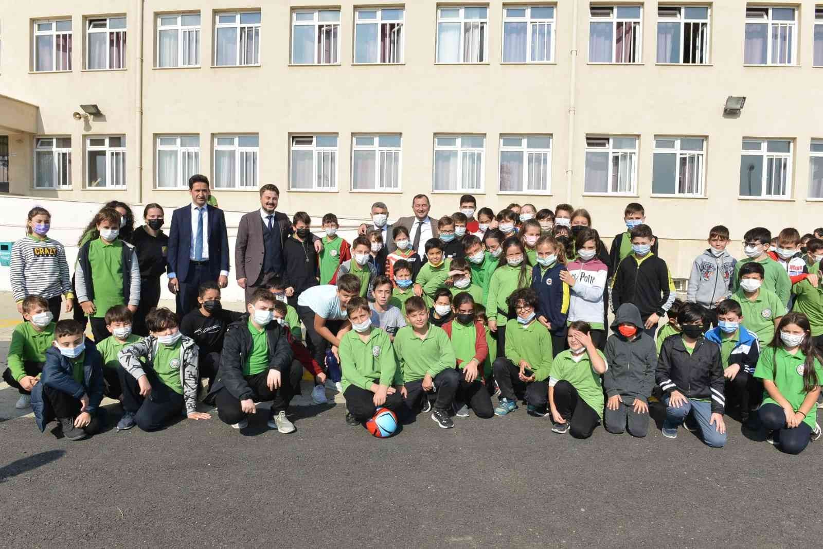 Süleymanpaşa Belediyesinden Bin 111 Öğrenciye Eğitim Malzemesi Desteği