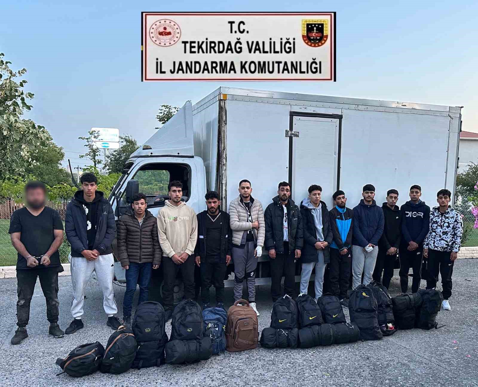 Tekirdağda 13 Kaçak Göçmen Ve 1 Organizatör Yakalandı