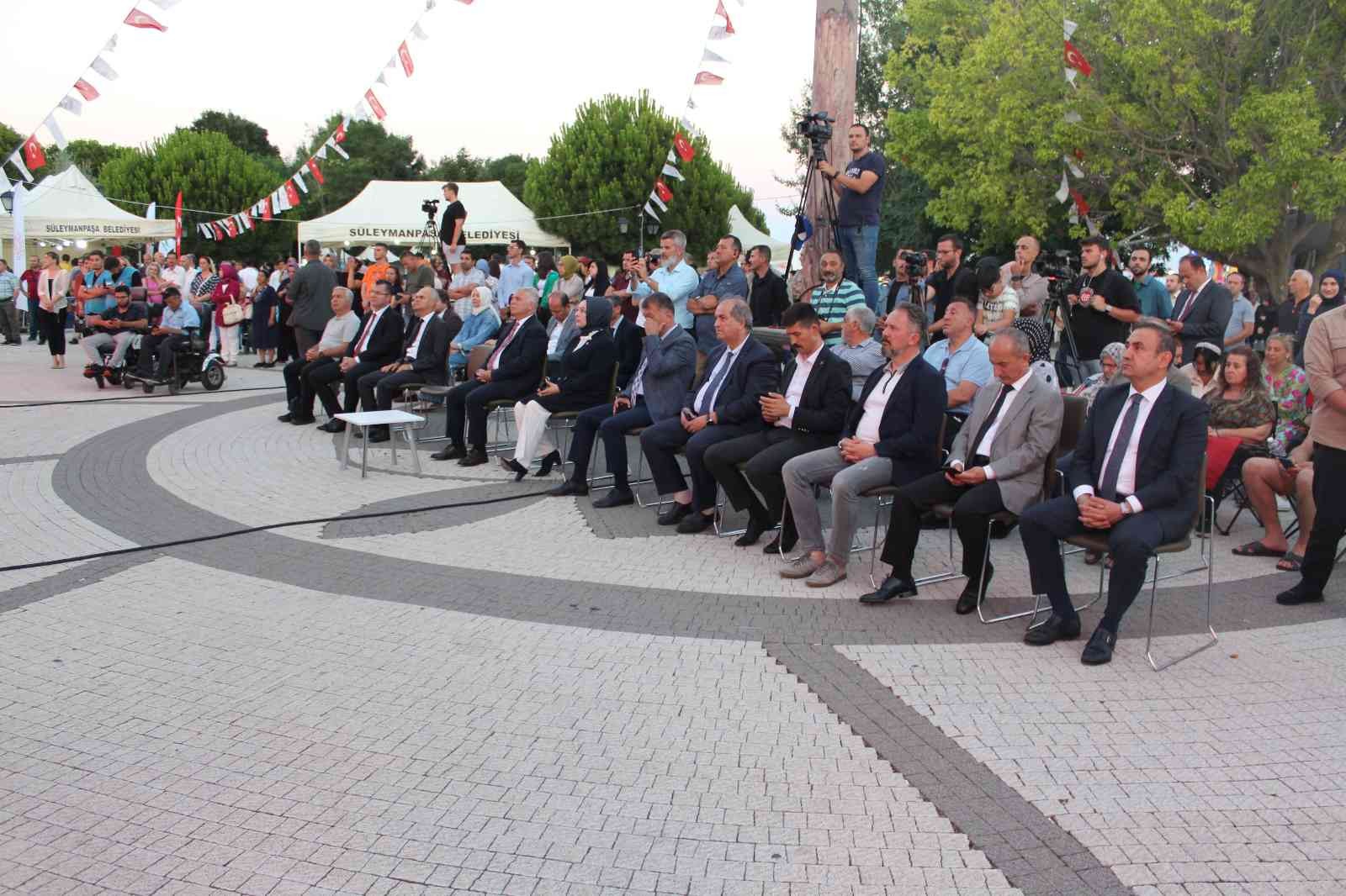 Tekirdağda 15 Temmuz Şehitleri İçin Demokrasi Nöbeti