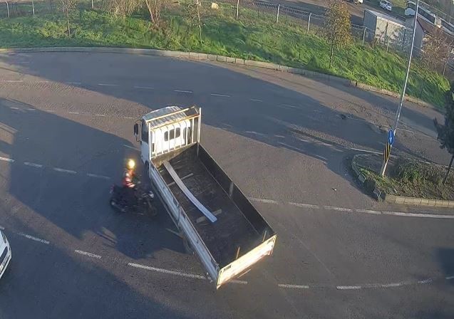 Tekirdağda 3 Kişinin Yaralandığı İki Ayrı Motosiklet Kazası Görüntülendi