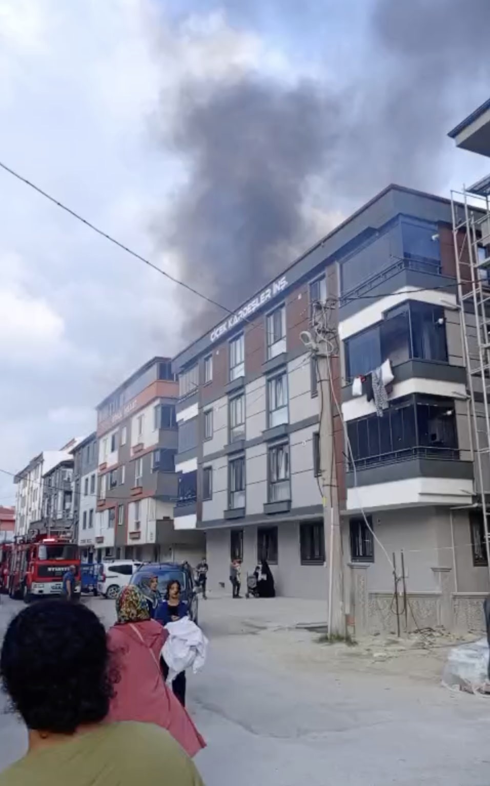 Tekirdağda Çatı Katında Çıkan Yangın Söndürüldü