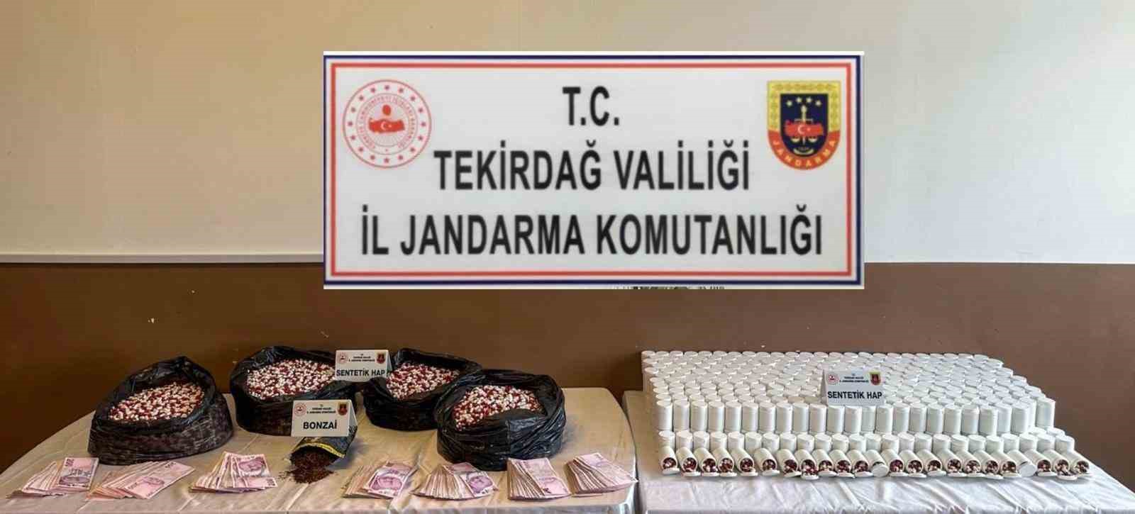 Tekirdağda Dev Uyuşturucu Operasyonu: 55 Bin Sentetik Ecza Ele Geçirildi